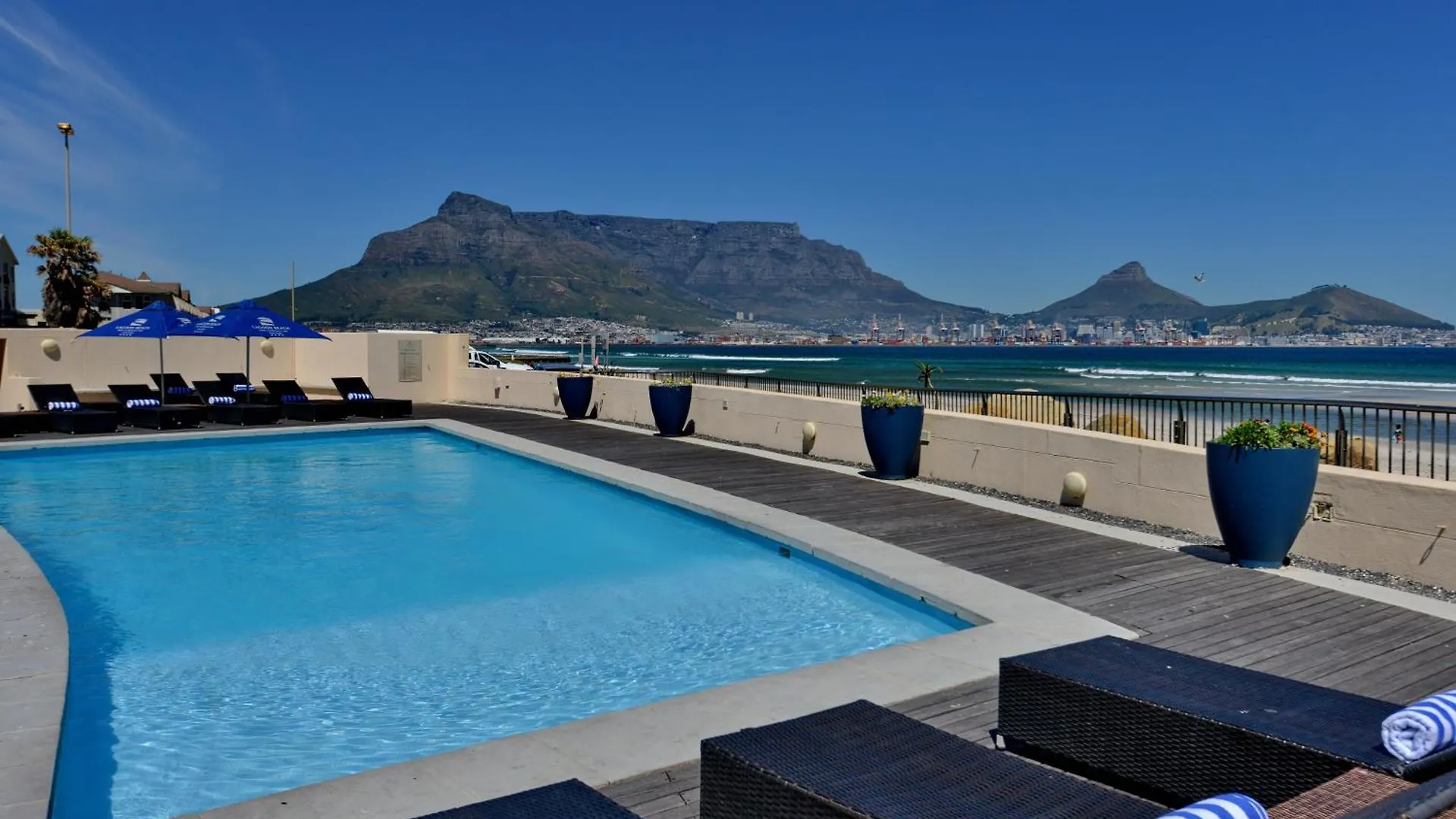 Lagoon Beach Hotel & Spa Cape Town 4*,  South Africa