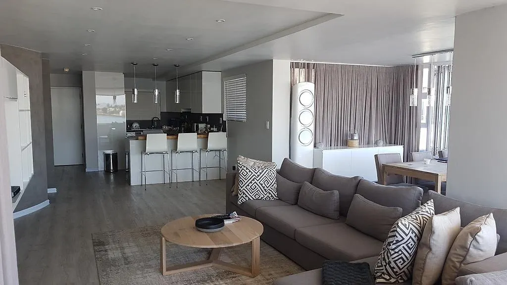 Lagoon Beach Hotel & Spa Cape Town