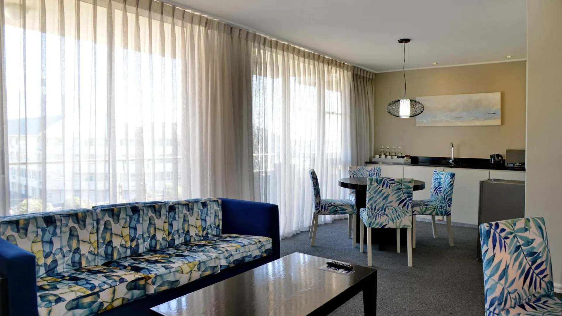 Lagoon Beach Hotel & Spa Cape Town